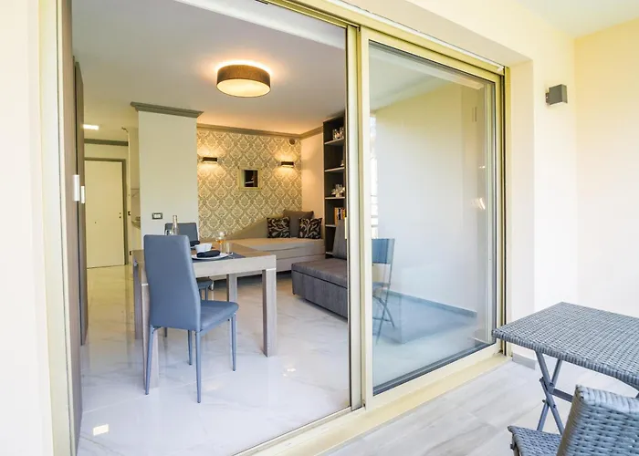 Isola Bella By Connexion Apartment *