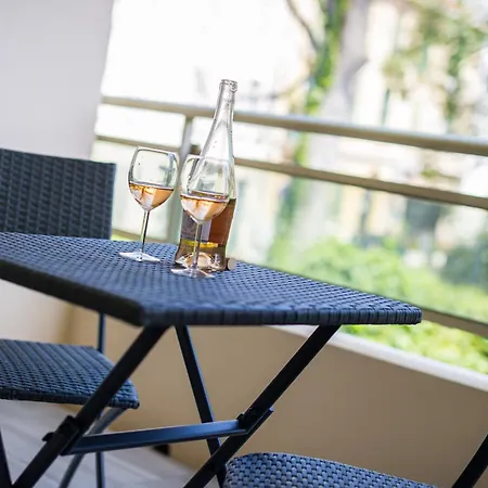 Isola Bella By Connexion